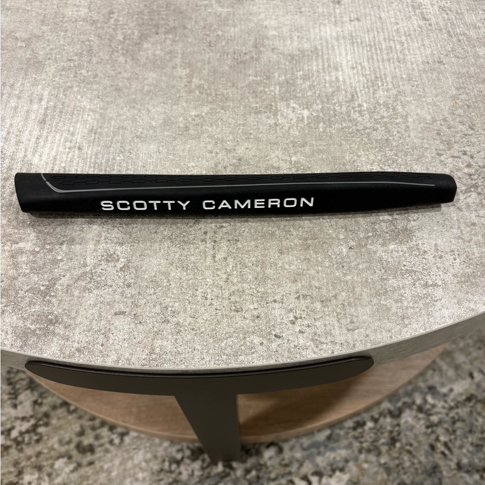 Scotty Cameron Black Putter Grip